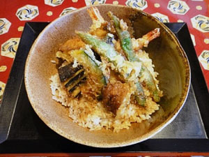 えびと新鮮野菜の 天丼 えびと新鮮野菜の 天丼